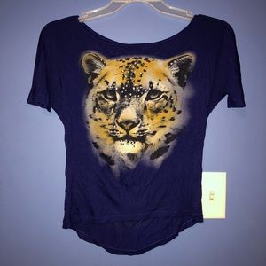 Women’s dark blue lion shirt with ripped back